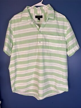 Banana Republic Men Light Green/White Striped Shirt - Standard Fit 100% cotton L